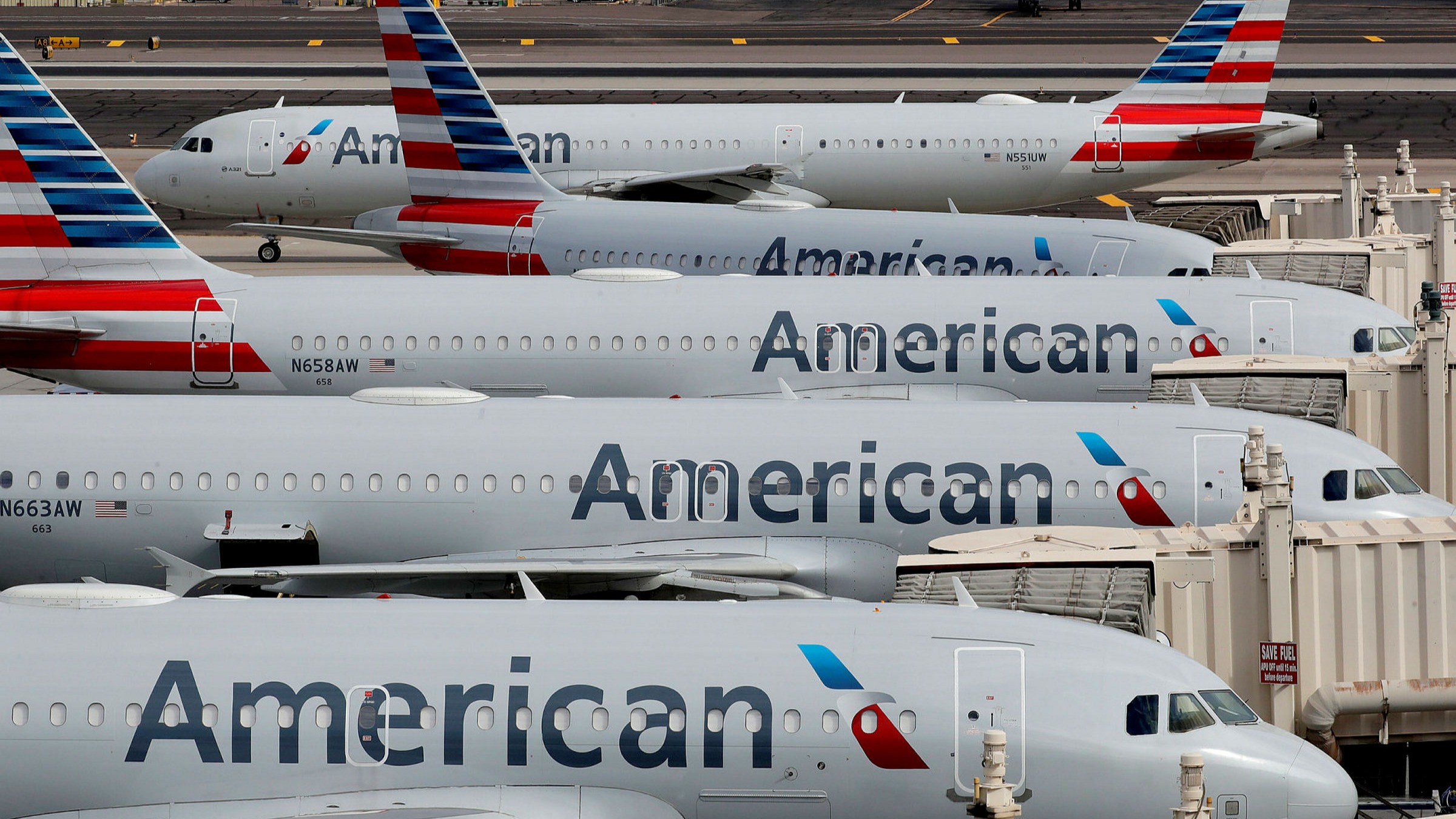 American Airlines cancels hundreds of flights amid staff shortages