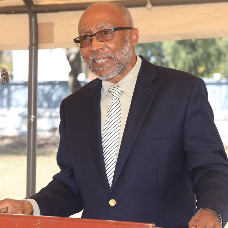 Sir Clare pays tribute to John E. Fuller - Antigua News Room